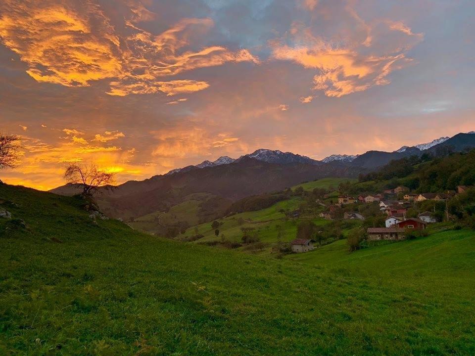 Bobia de Arriba Casa Rural Alborada מראה חיצוני תמונה